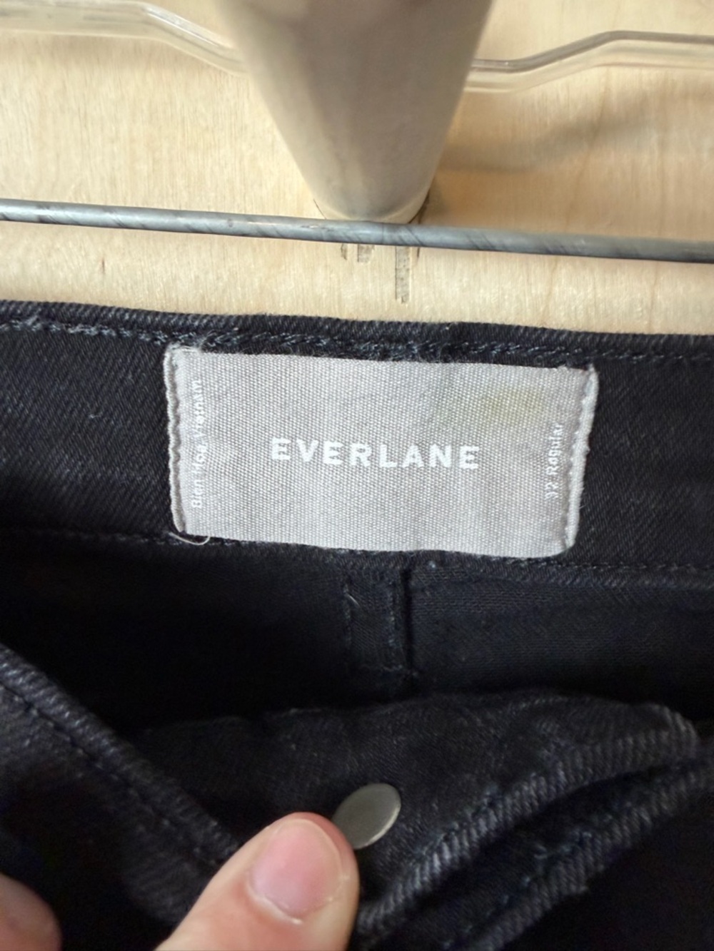 EVERLANE Women’s Authentic Stretch High-Rise Cigarette Jean Button Fly Black 32R - Picture 3 of 6